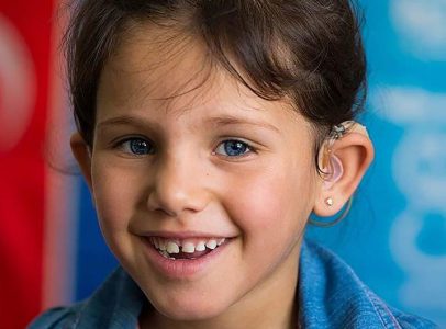 منظمة الصحة العالمية تحذر: ملايين الأطفال واليافعين معرّضون لخطر فقدان السمع